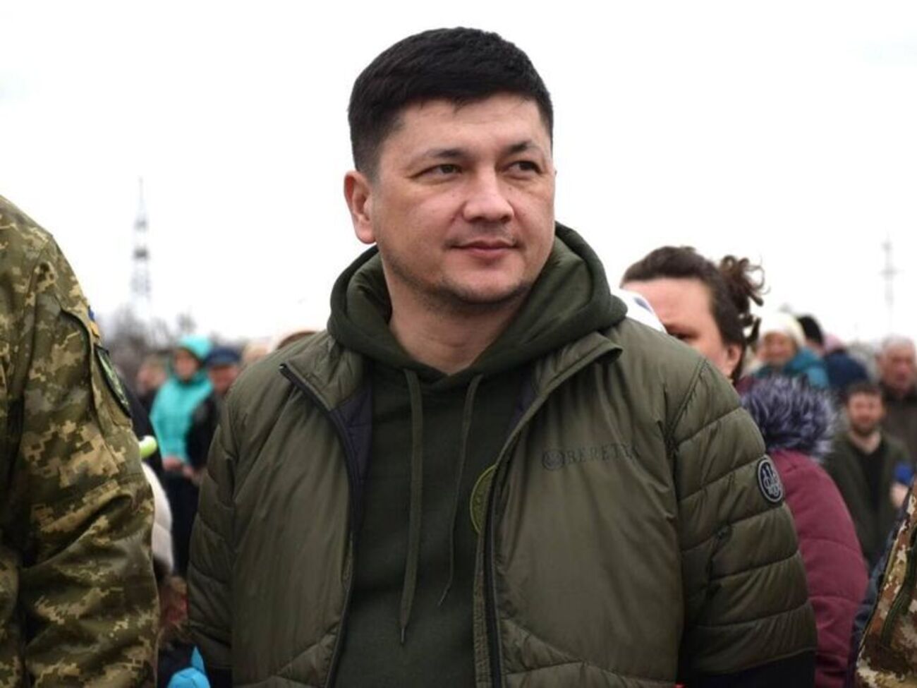 Кім розповів, що пожежники загасили вогонь у місці влучання ракети РФ у Миколаєві 27 березня
