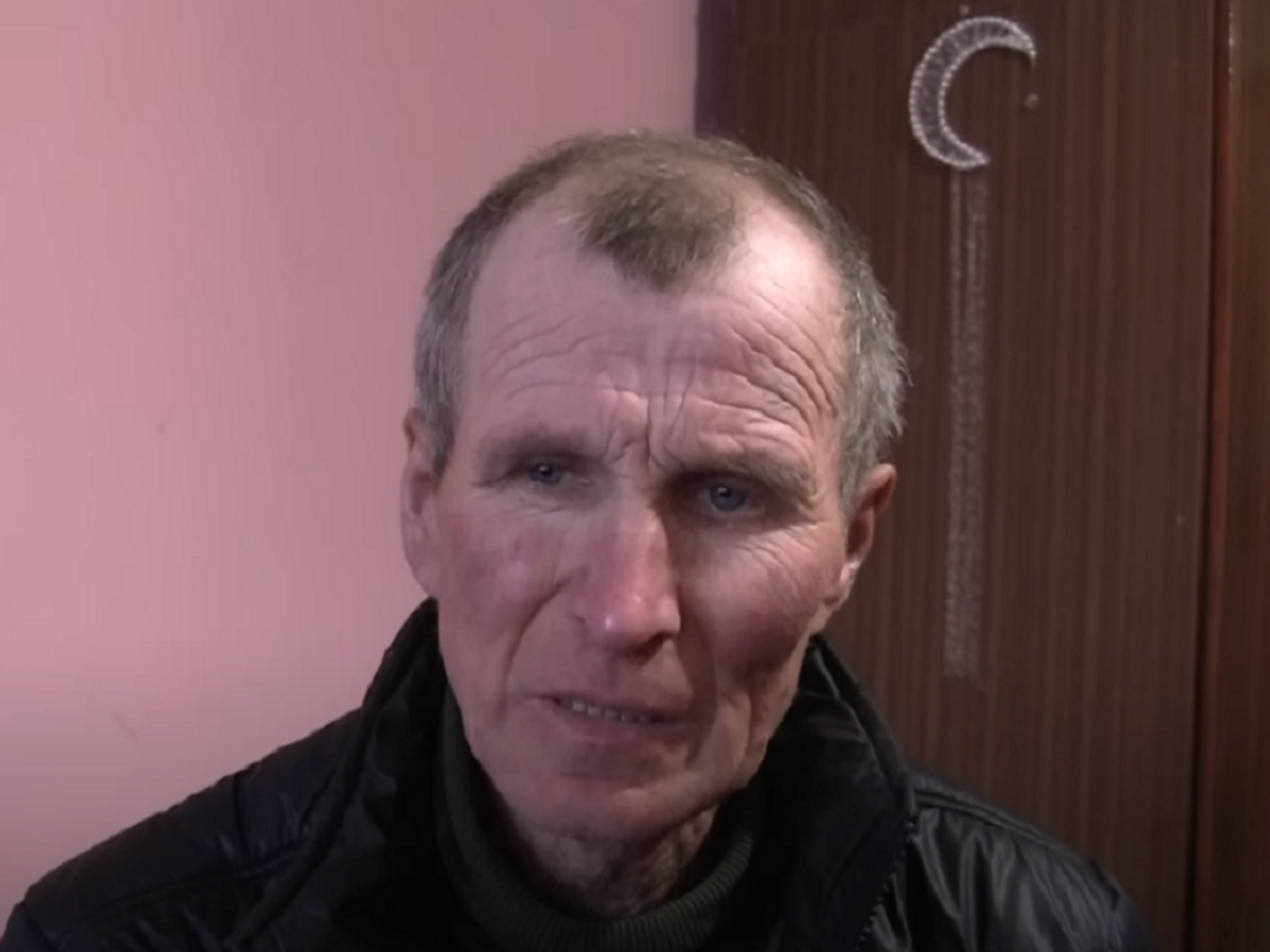 Ткач (на скріншоті) стверджує, що Поворознюк у нього стріляв