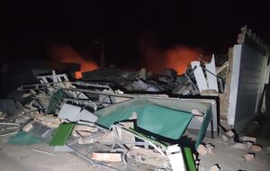 Атакуя энергообъекты, россияне разгромили дачный кооператив в Каменском, сообщил Лысак