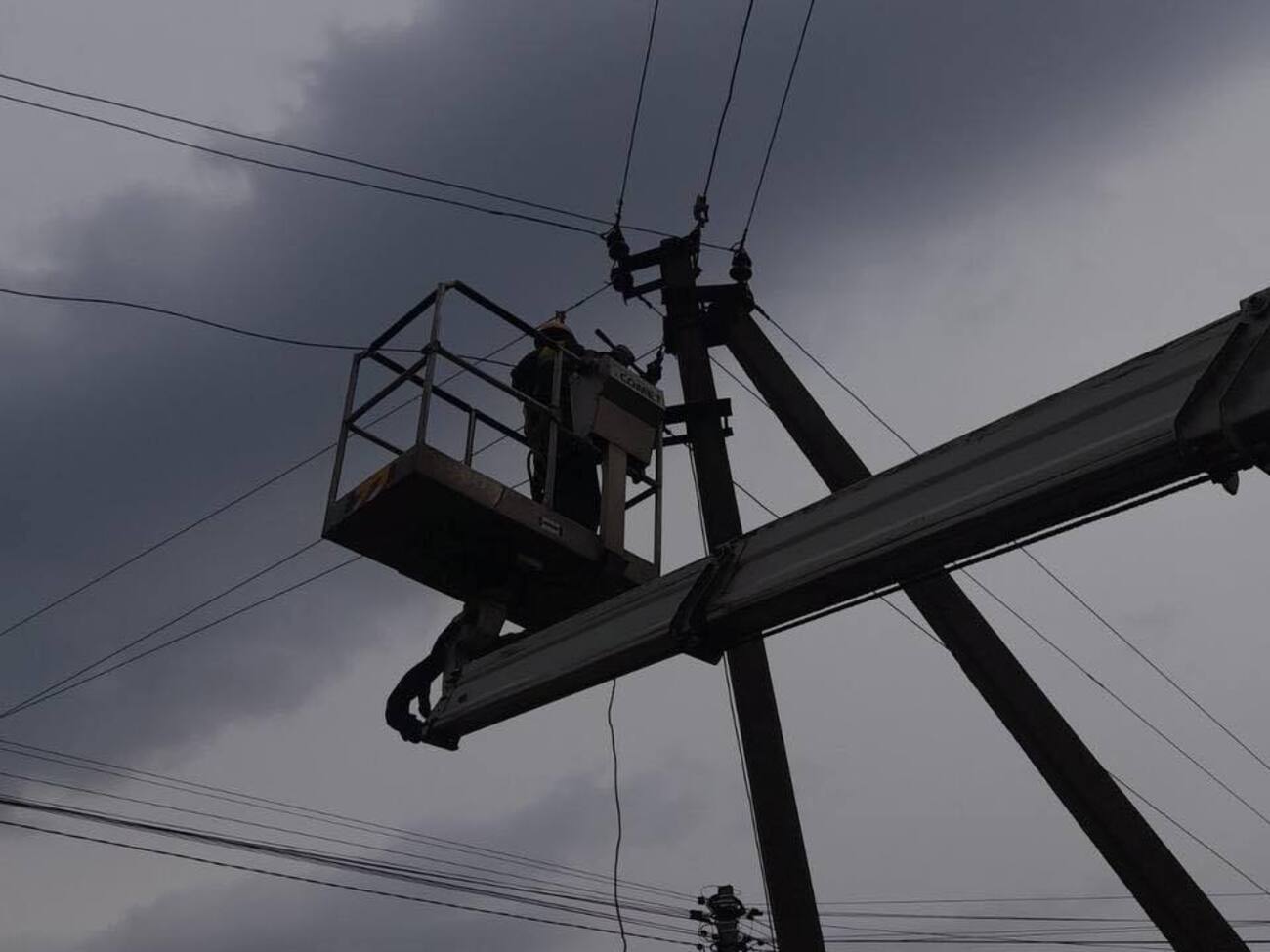 Энергетики уже начали ликвидацию последствий