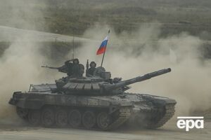 Росіяни перекидають бронетехніку в Крим