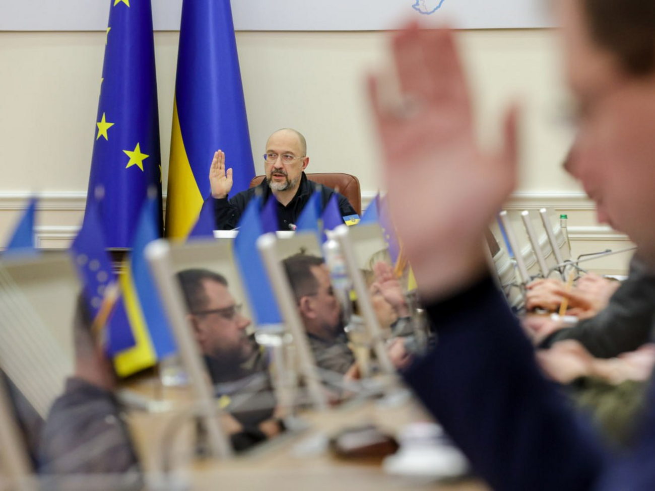 Благодаря созданию двух промышленных парков будет более 1000 новых рабочих мест в перерабатывающей промышленности, отметил Шмыгаль