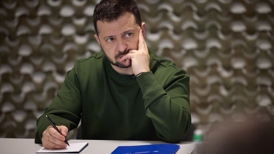 Зеленский раскрыл свои доходы за последний год