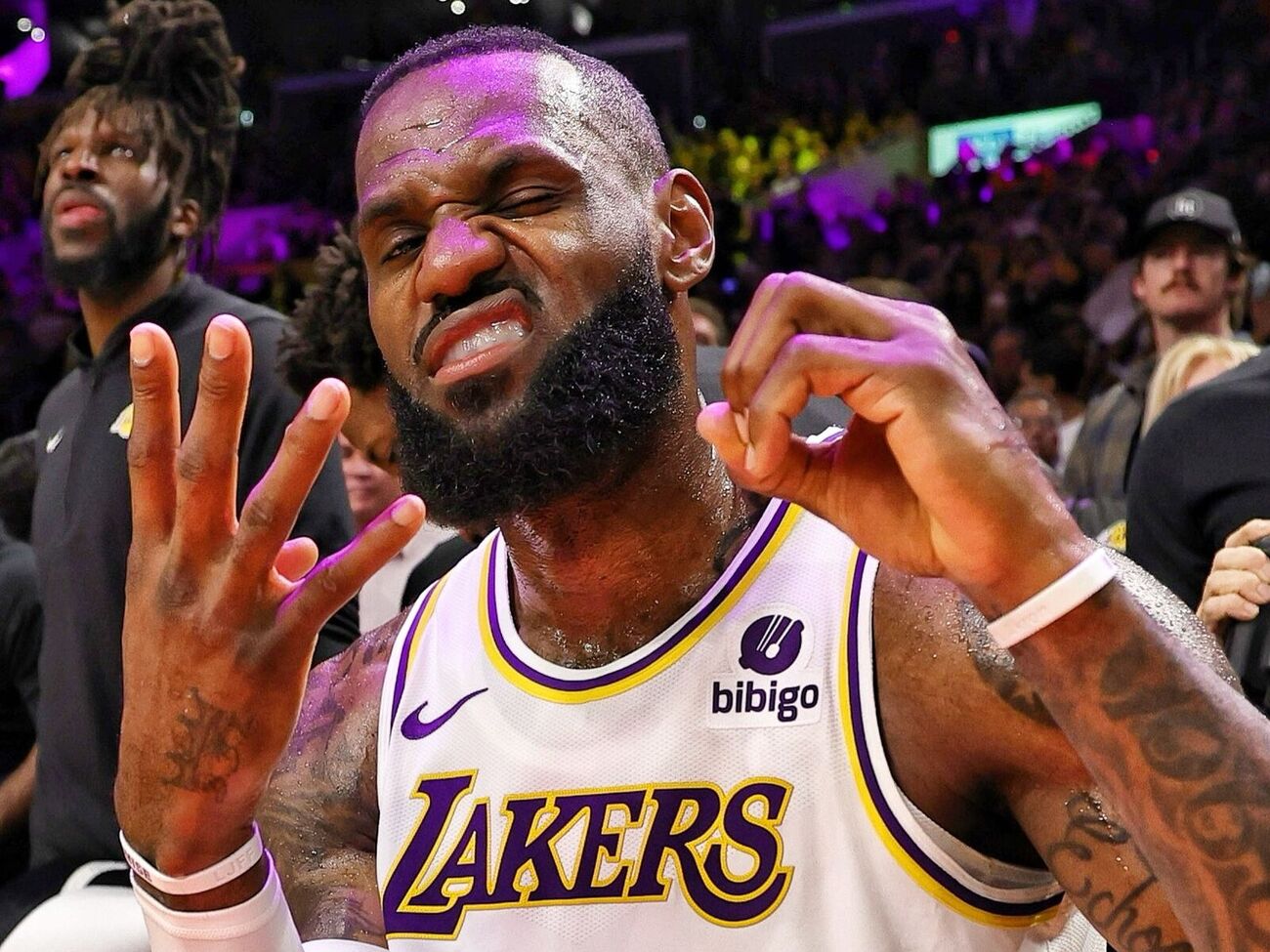 Леброн Джеймс поднял планку рекорда результативности NBA до 40 тыс. очков за карьеру