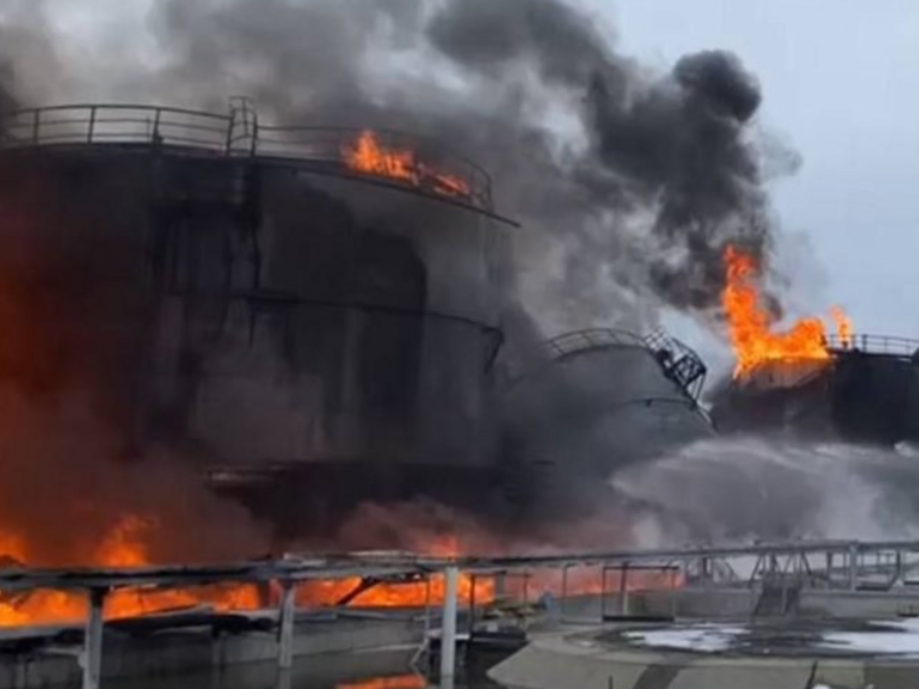 Кримські партизани заявили, що у Феодосії знищено нафтопровід