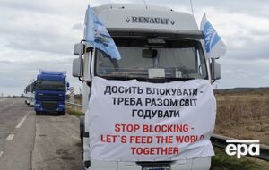 Незважаючи на заклики з українського боку, поляки й далі перешкоджають руху українського вантажного транспорту через кордон, фури стоять у довгих чергах