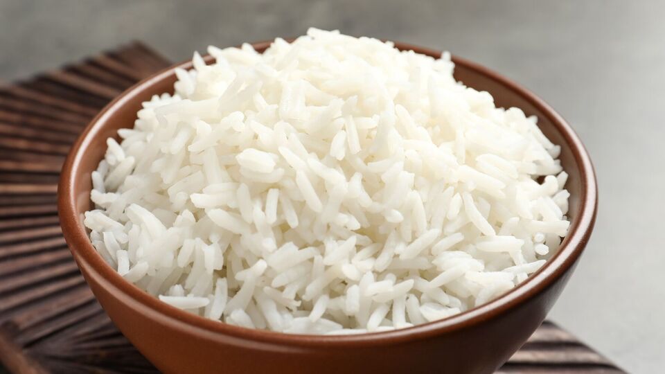По словам ресторатора Ярославского, если рис качественный, его промывать не нужно