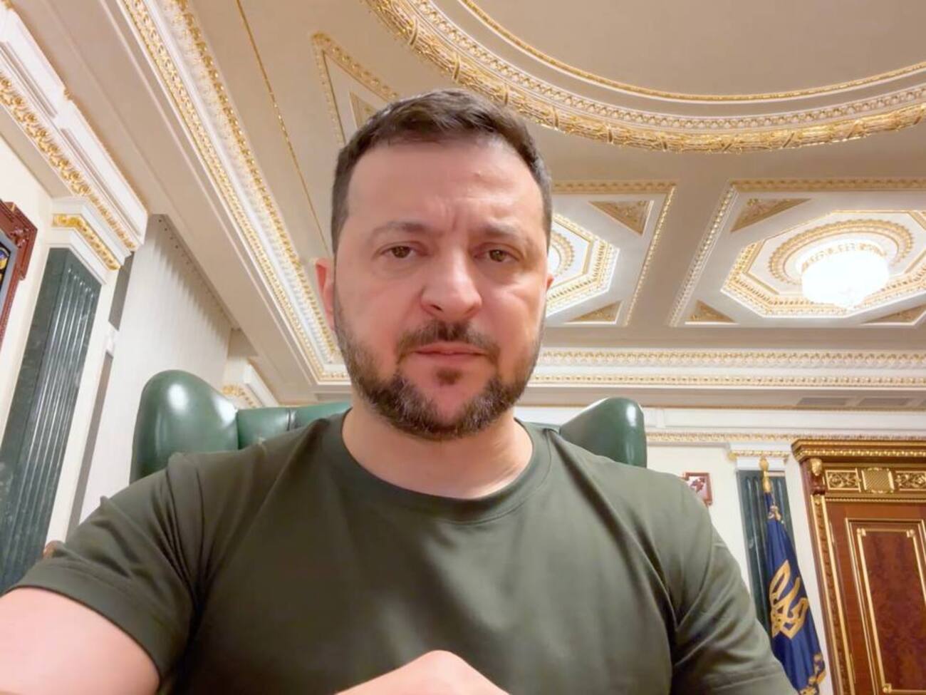 Зеленский призвал дать Украине необходимое оружие