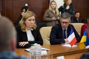 Позиция Макрона о возможной отправке войск в Украину достаточно понятна, отметила в Одессе Браун-Пиве