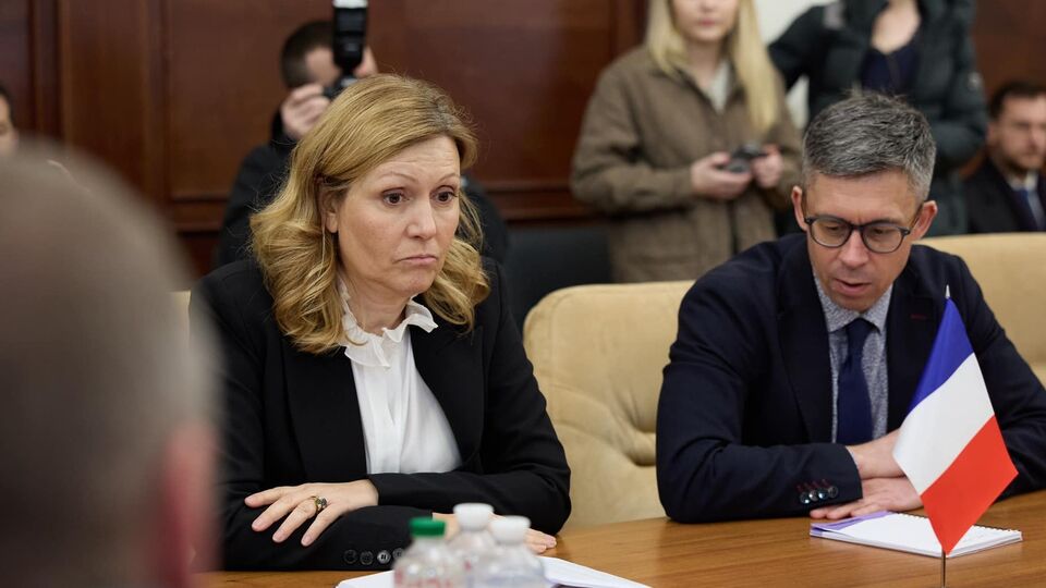 Позиція Макрона про ймовірне скерування військ в Україну досить зрозуміла, зазначила в Одесі Брон-Піве