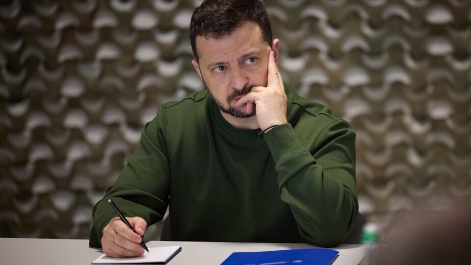 Украина на фоне атак РФ по ее энергосистеме дала все необходимые сигналы партнерам, все конкретные запросы, отметил Зеленский