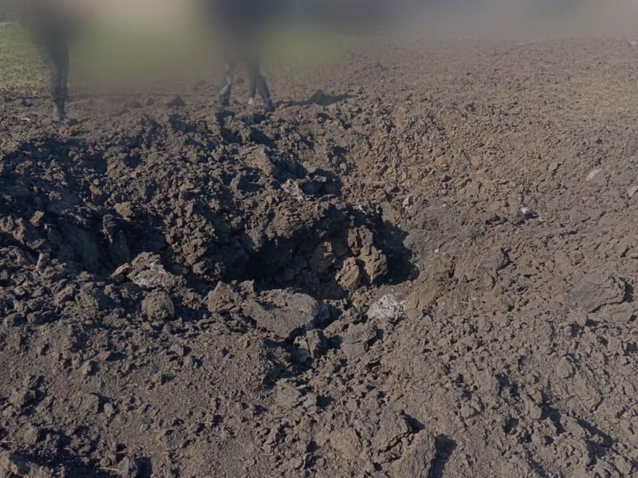 Попередньо, російські війська атакували Херсонську область ракетою типу С-300, зазначили у прокуратурі