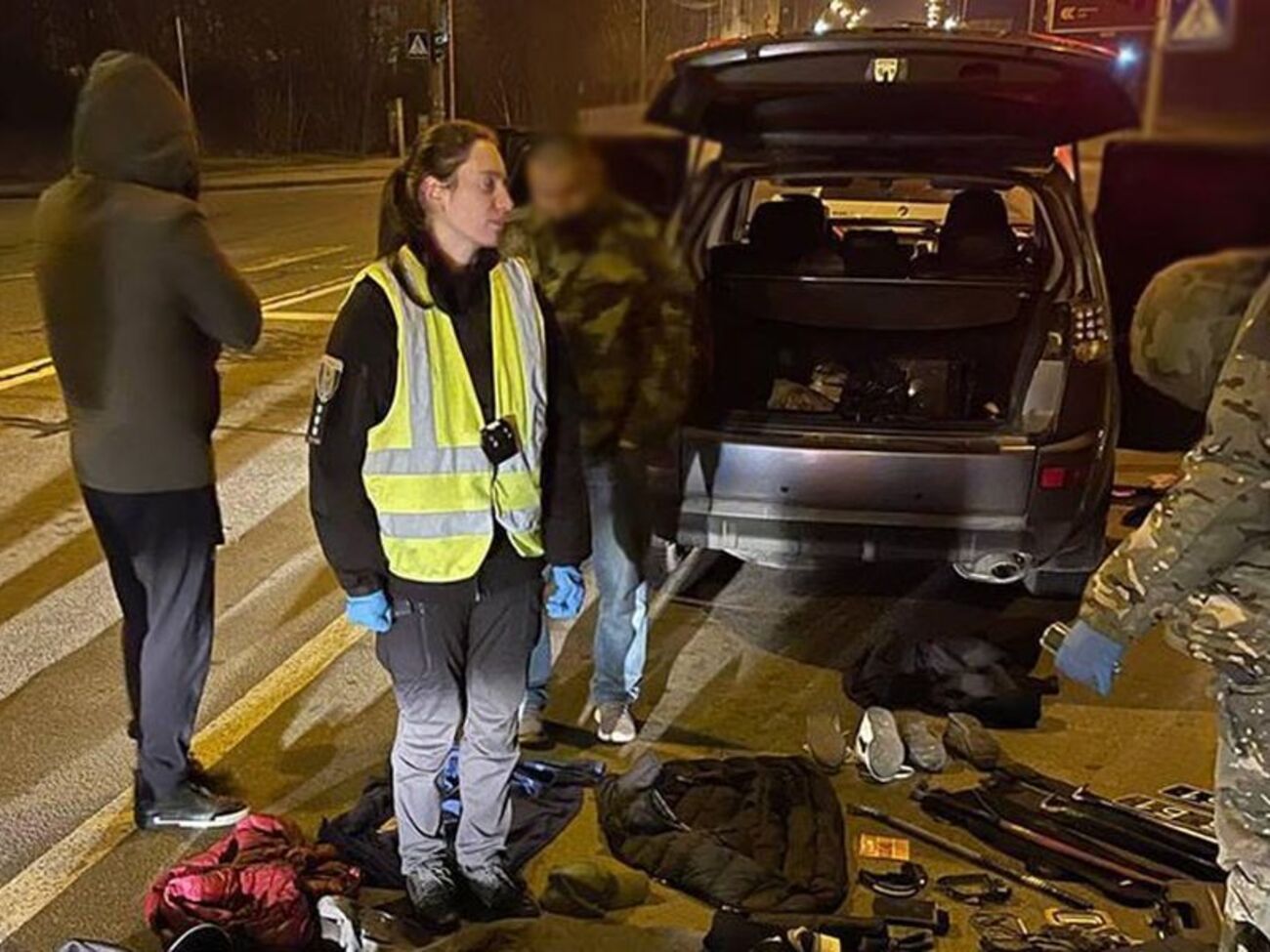 Полиция задержала двух подозреваемых в кражах