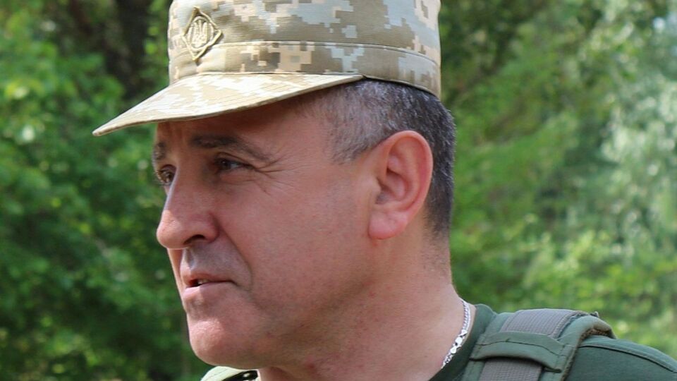 Яковец до назначения занимал должность начальника инженерных войск Сил поддержки ВСУ