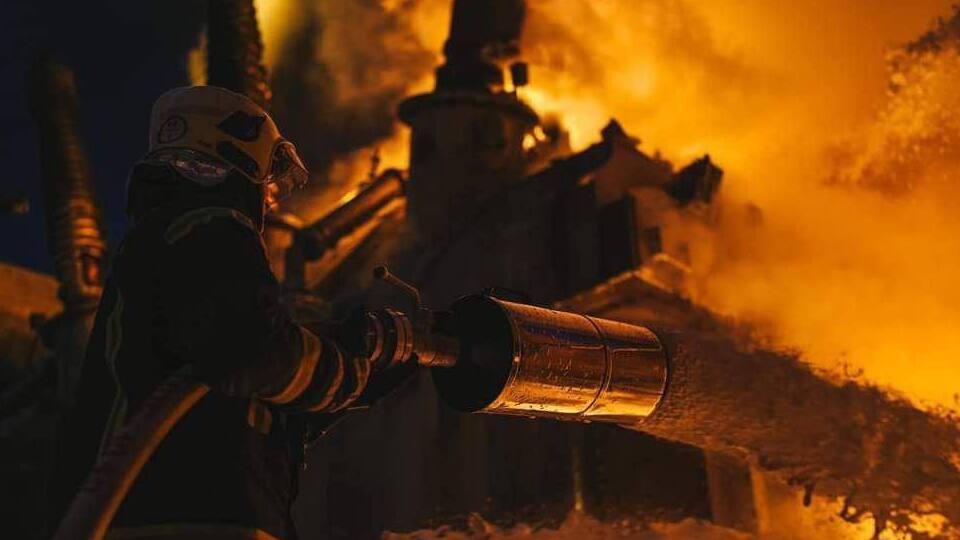 Українські рятувальники загинули під обстрілом окупантів під Краматорськом під час гасіння пожежі