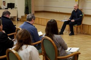 Україна веде переговори з Японією щодо гарантій безпеки, зазначив Шмигаль