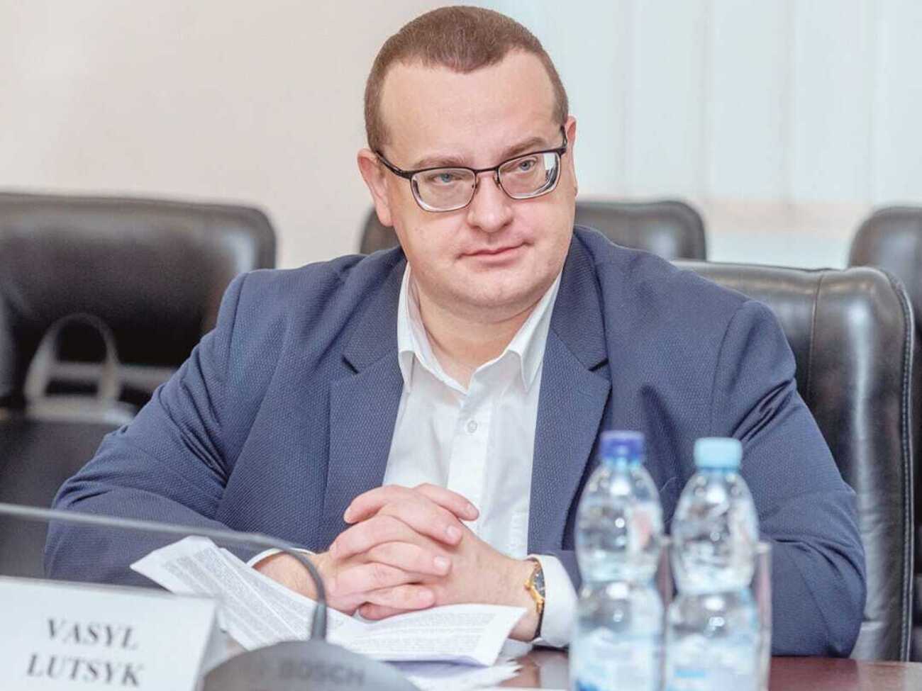 Луцик отметил, что детские дома проверяют и за границей