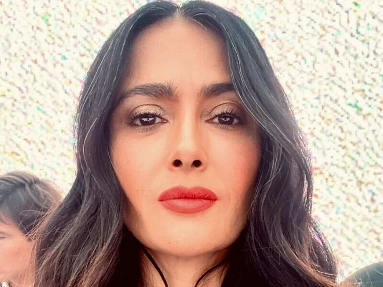 Хайек: Неделя моды в Париже всегда дает возможность сыграть разных персонажей в реальной жизни