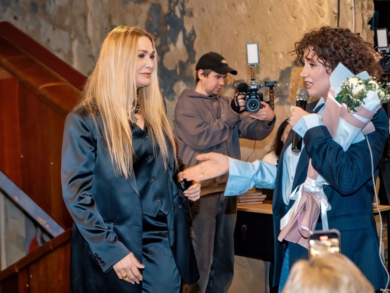 Цибульская начала карьеру в 2007 году как участница "Фабрики звезд"