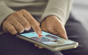 Экс-служащего стратегического командования США подозревают в передаче секретной информации через сайт знакомств