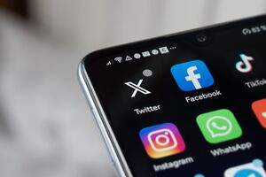 Причина сбоя в работе соцсетей пока что неизвестна