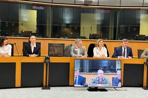 Официальное мероприятие по запуску спутникового пакета "Свобода" состоялось в Брюсселе в Европейском парламенте