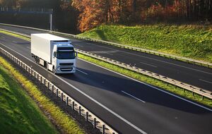 Сейчас предложения находятся в Совете ЕС, который должен предоставить Еврокомиссии мандат на переговоры с Украиной и Молдовой