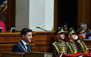 Зеленський вступив на пост президента України 20 травня 2019 року
