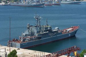 ВДК "Цезарь Куников" відстрілювався від українських надводних безпілотників, але це не допомогло
