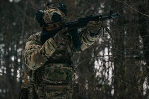 По диверсантах одразу відкрили вогонь зі стрілецької зброї та гранатометів