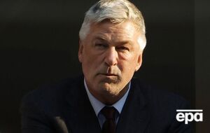 Болдуину еще предстоит суд по делу о непредумышленном убийстве