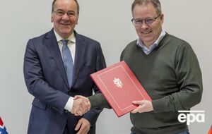 Писториус и Грам подписали договор о вступлении Норвегии в коалицию ПВО