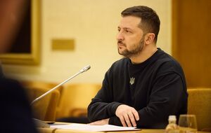 Президент поблагодарил срочников, которые подписали армейский контракт