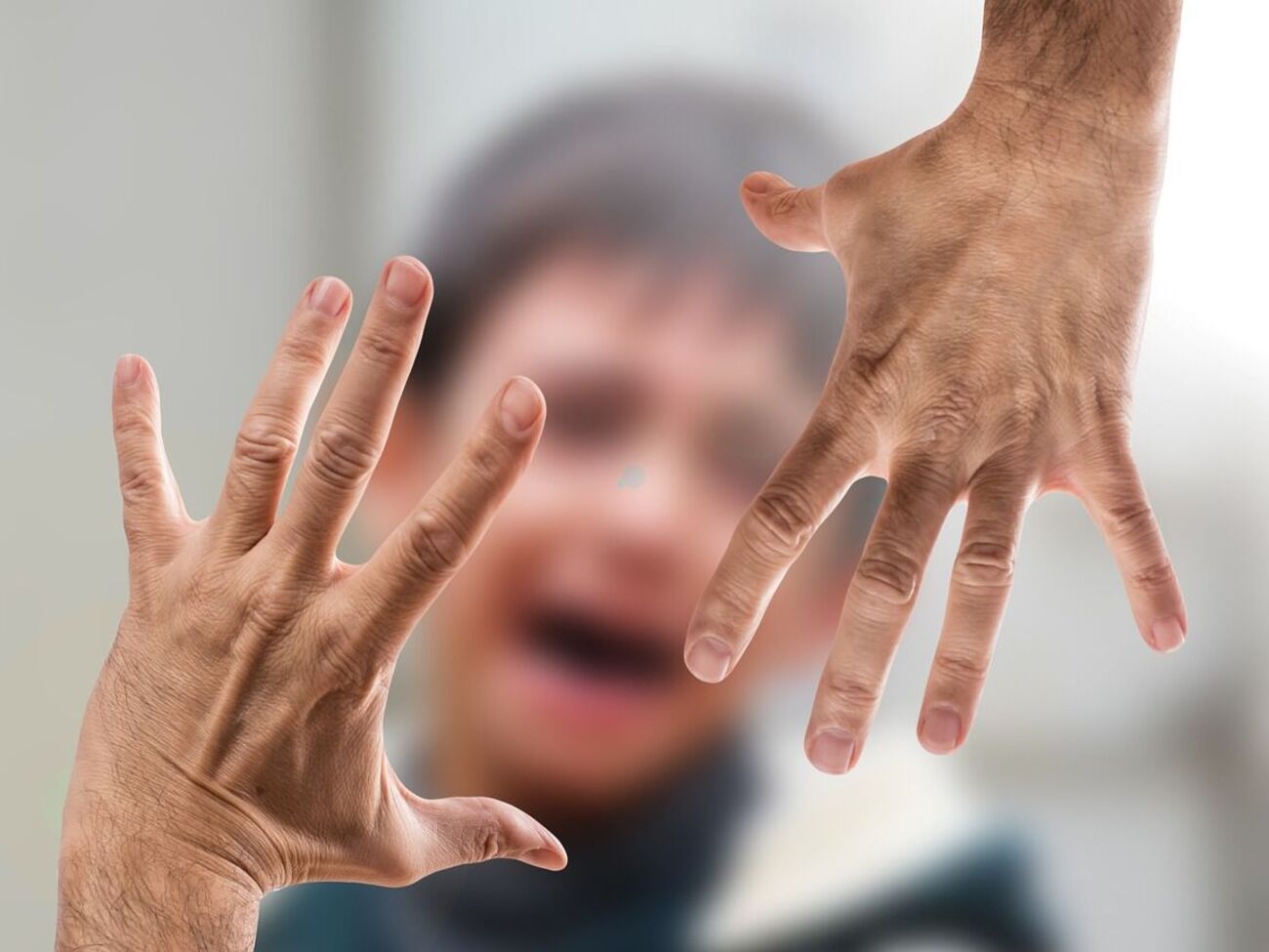 У 2023 році українці подали до Нацполіції понад 291 тис. заяв про домашнє насильство