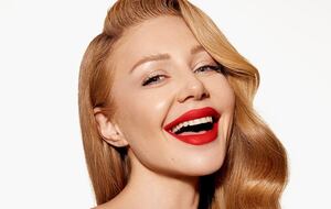 Тина Кароль разместила свежие снимки