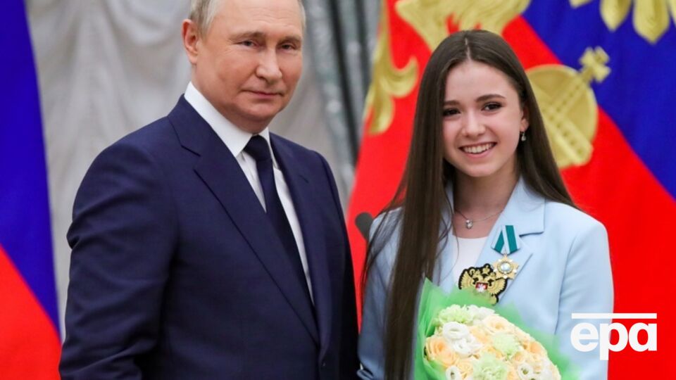 Путин использует оскандалившуюся Валиеву в политических целях, считают в МОК и недовольны этим