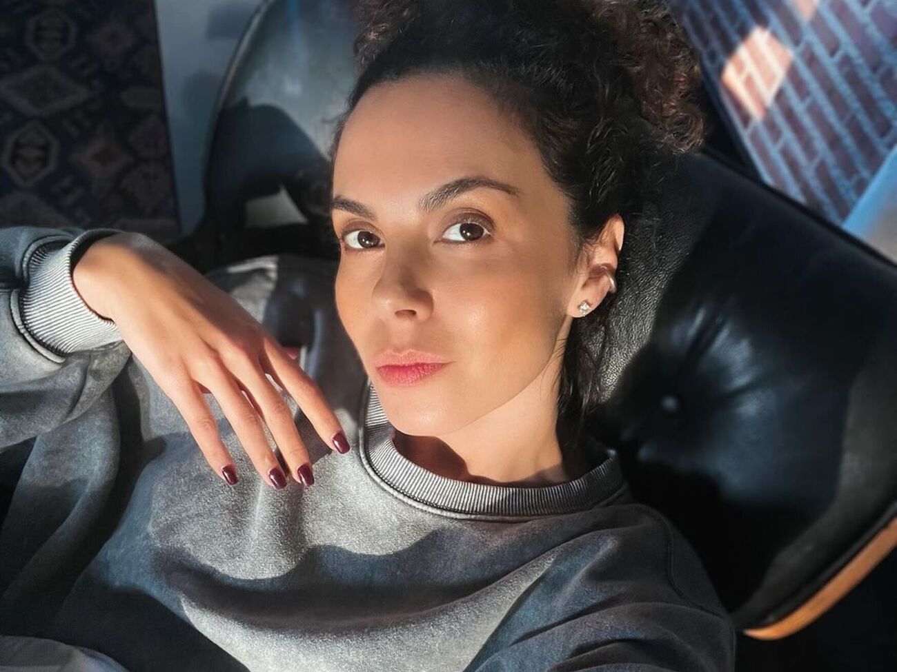 Каменських подякувала чоловіку за тюльпани