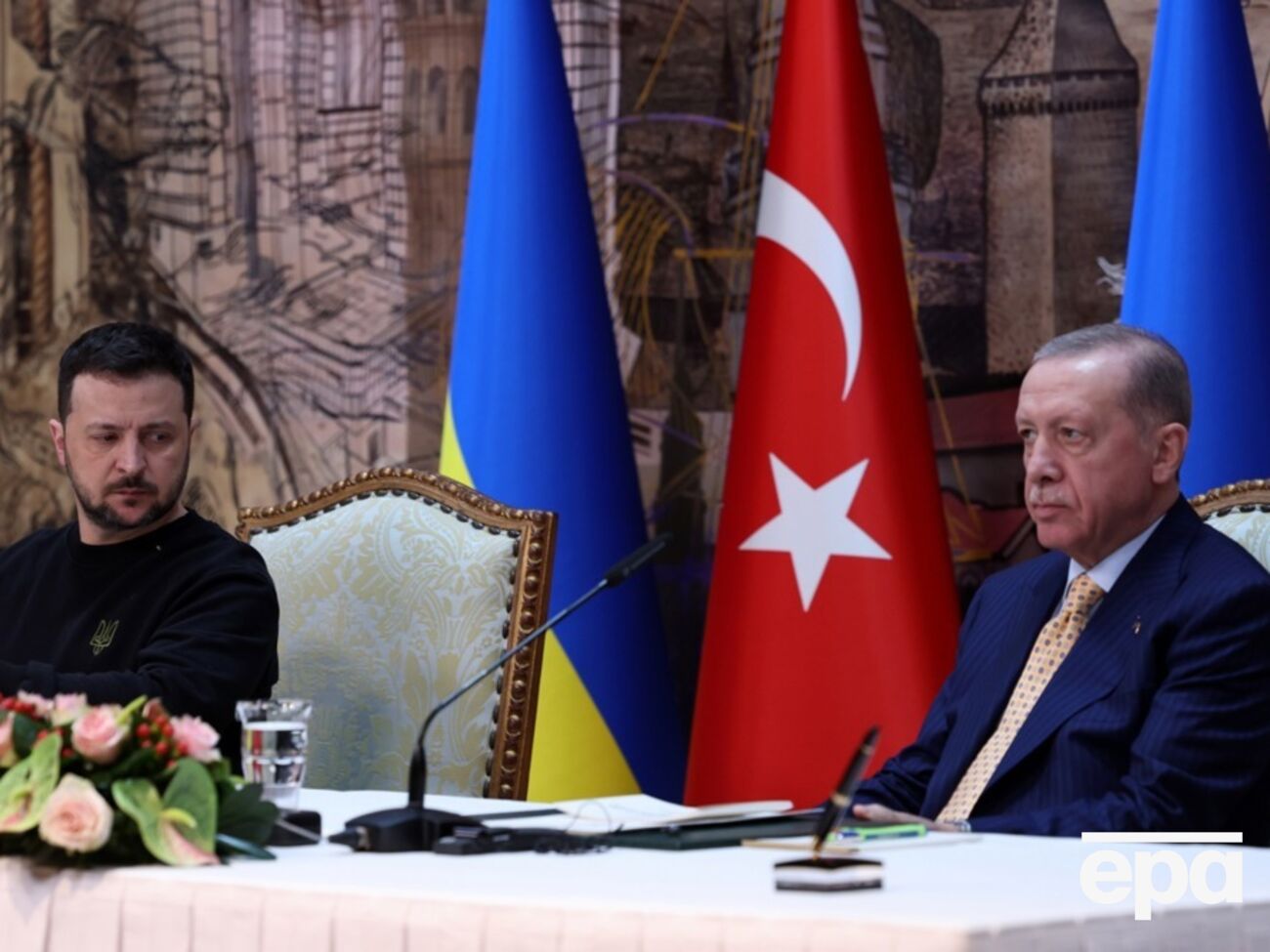 Зеленский подчеркнул, что необходимо освободить всех пленных: и военных, и гражданских