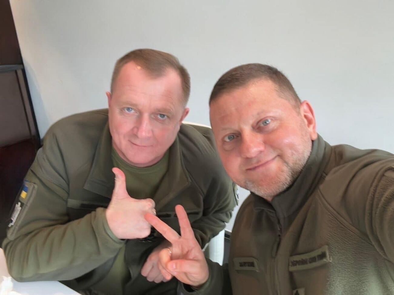 За даними ЗМІ, Шапталу і Залужного визнано непридатними до служби за станом здоров'я