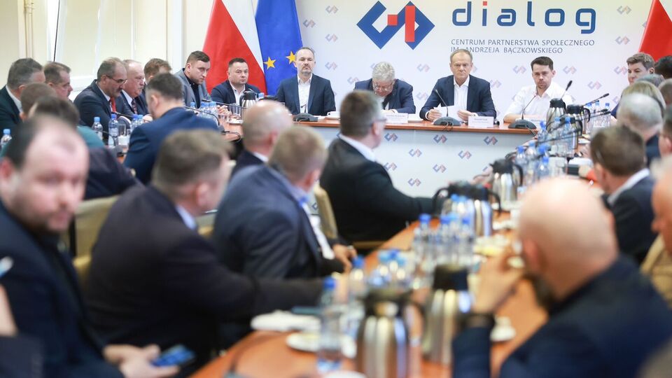 Туск провел встречу с представителями протестующих польских фермеров