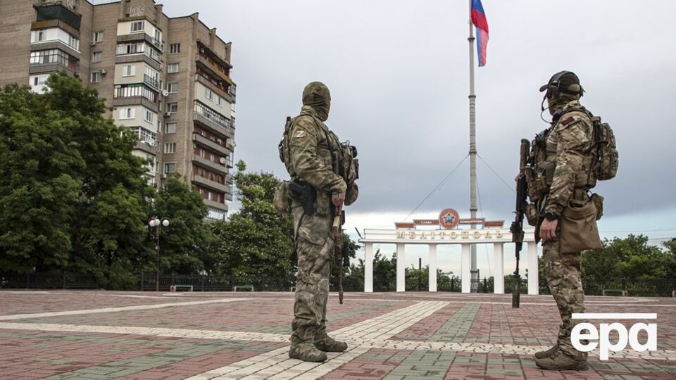 У ЦНС пишуть, що росіяни хочуть показати високу явку на "вибори"