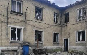 В результате вражеской атаки повреждены также админздания и цеха заводов