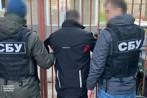 Підозрюваний перебуває під вартою. Йому загрожує довічне ув'язнення