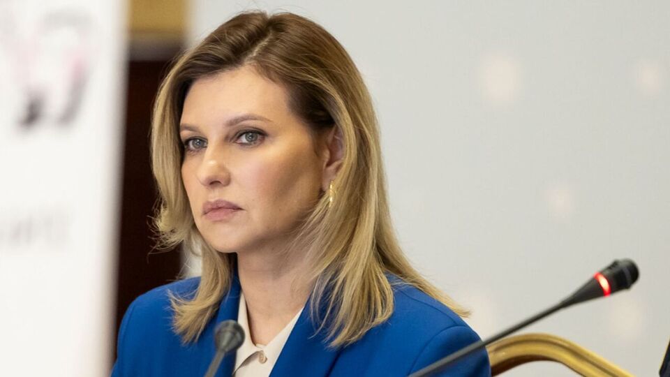Муж Елены Кравец Сергей крестил старшую дочь Зеленских – 19-летнюю Александру