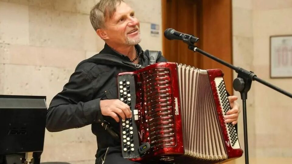 Скрипка: Це свято тих, хто мріє, творить, і тих, хто прагне відчути безмежність всесвіту мистецтв
