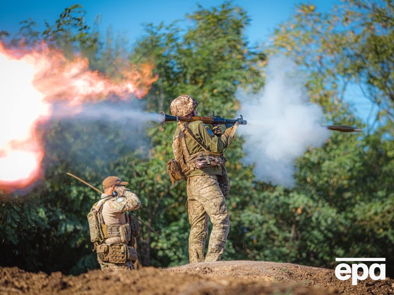 Под Новомихайловкой появилось еще более десятка единиц подбитой российской техники