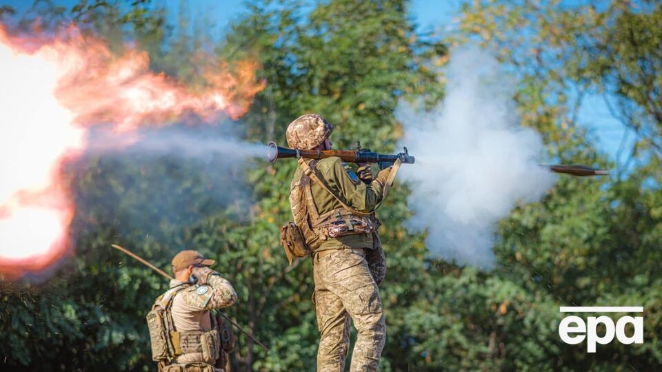 Под Новомихайловкой появилось еще более десятка единиц подбитой российской техники