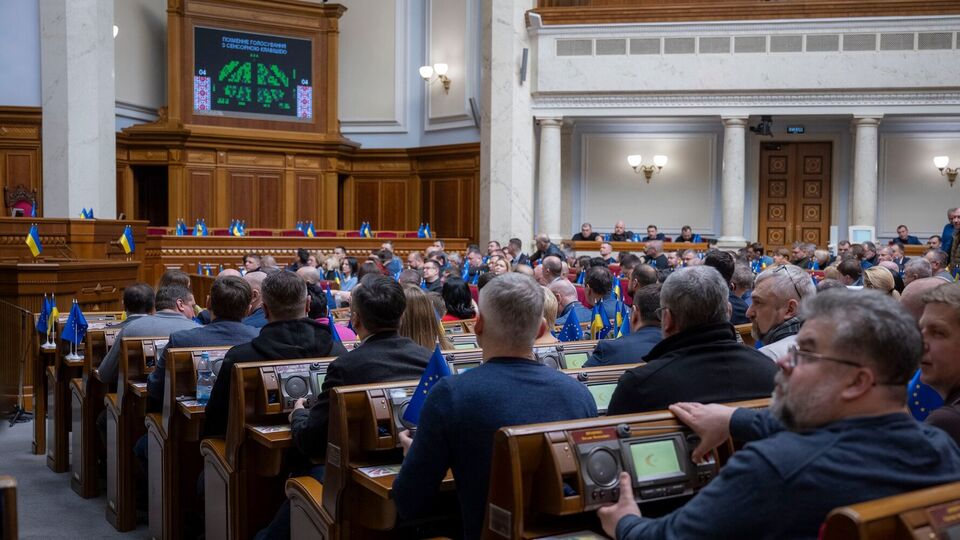Проект закона №0242 поддержали 317 нардепов, отметил Железняк
