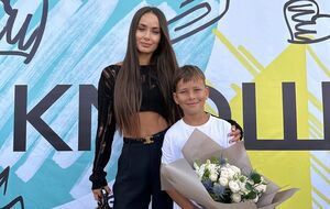 Мішина пообіцяла прочитати синові всі привітання, які залишать її підписники