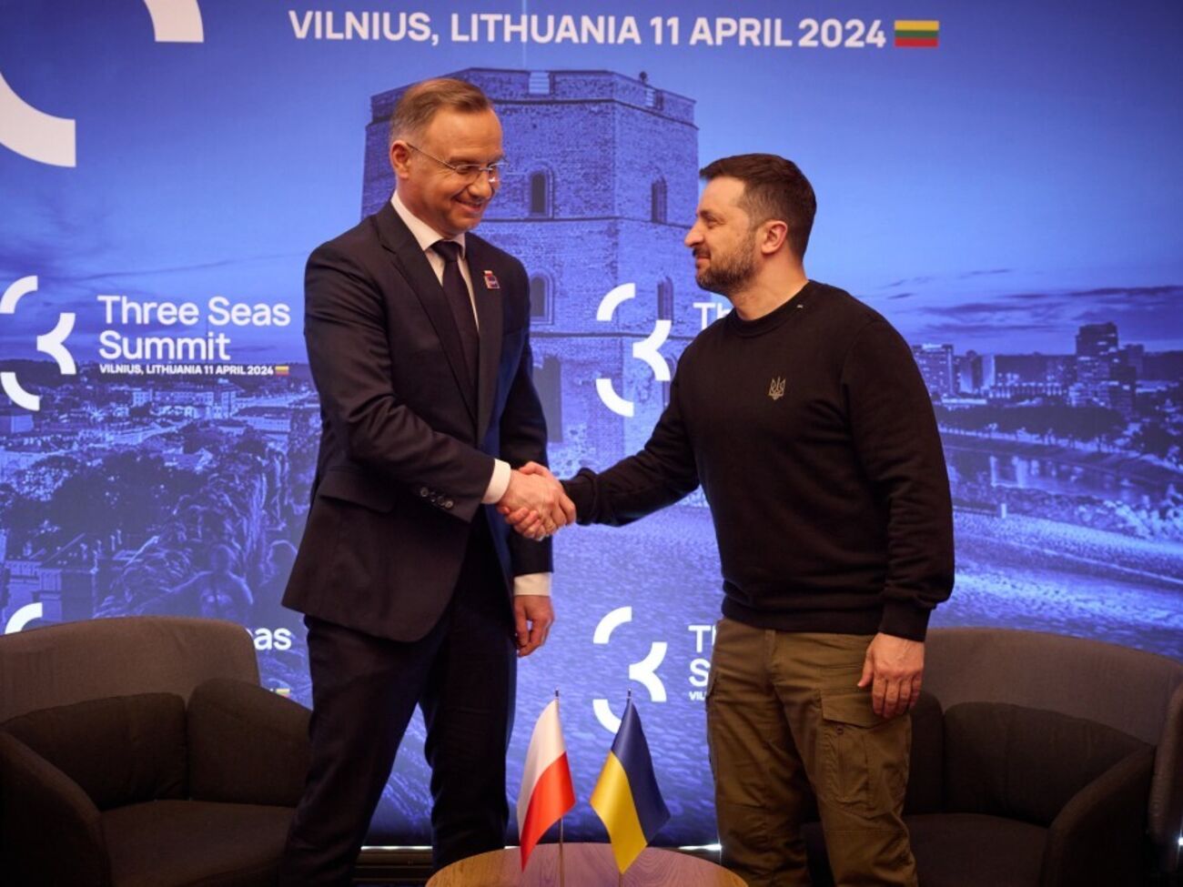 Зеленський на полях саміту "Тримор'я" у Вільнюсі провів зустріч із Дудою